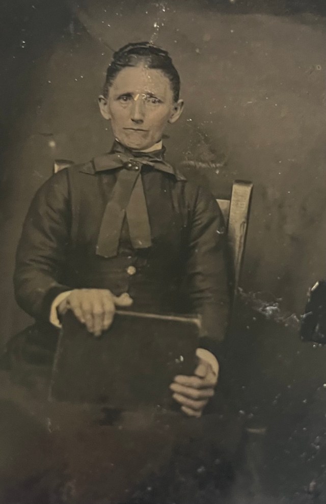 Mary Davidson Puss Goyen photo